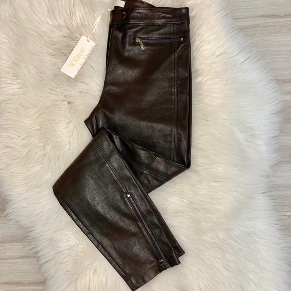 🔥NORDSTROM SIGNATURE LEATHER LEGGINGS - Picture 2 of 5